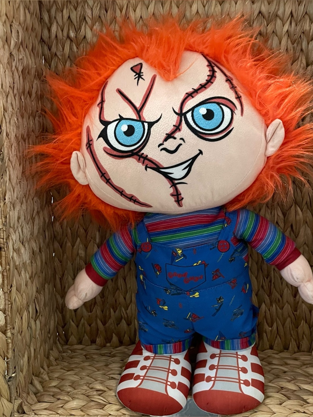 Gemmy‎ Chucky Halloween Greeter Plush 16”
